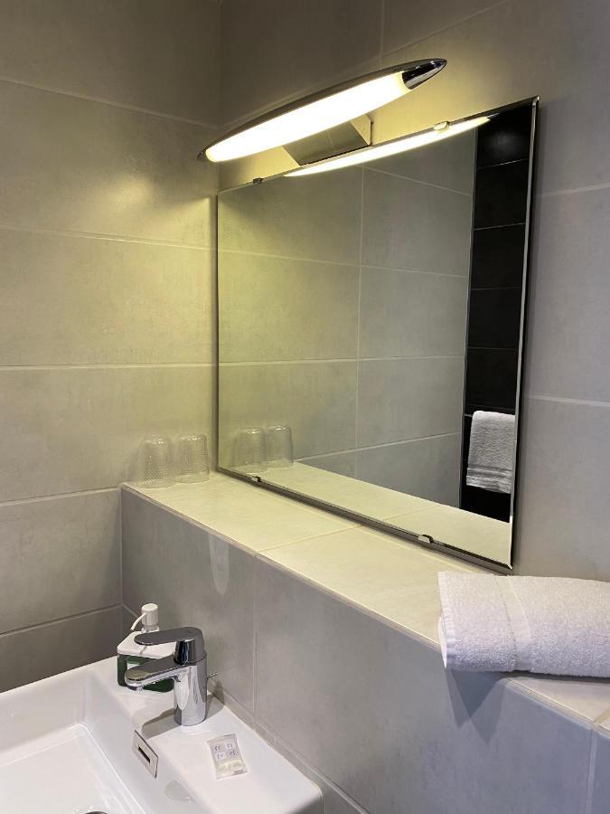 Hotel Colbert Тур Экстерьер фото